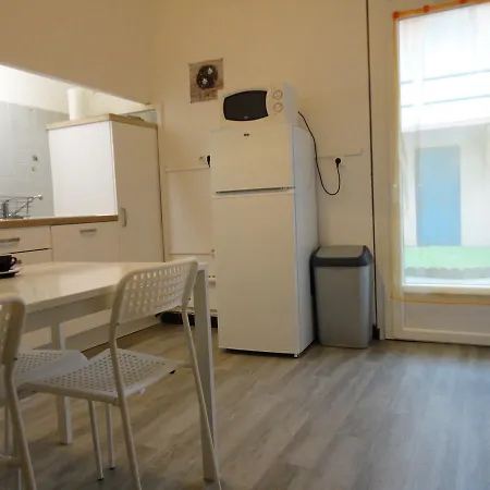 Apartment T4 Metro Canal Du Midi *